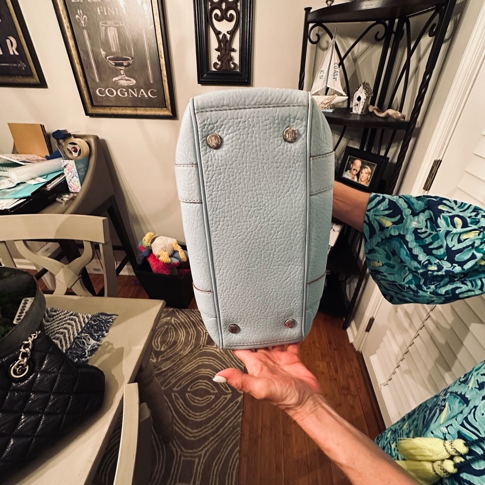 Michael Kors Light Blue Hand Bag - Picture 12 of 13